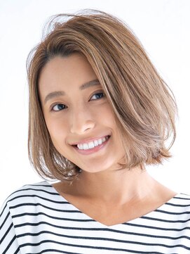 アース 四街道もねの里モール店(EARTH coiffure beaute) 小顔ナチュラルボブ