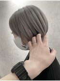 ホワイティグレージュ