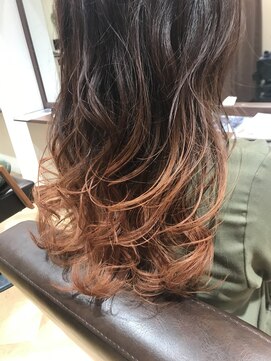 ヘアサロンヒナタ(hair salon Hinata) オレンジグラデーションカラー