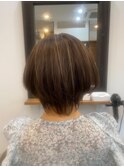 くびれショートボブ　+ハイライト