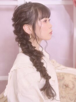 ヘアセット\1,900/崩れないヘアセットが定評◎結婚式・パーティーに新しいヘアセット&ヘアメイクをご提案！