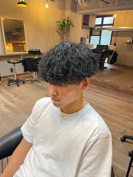 シリー 南風原店(SILLY) 沖縄メンズツイストスパイラルパーマ