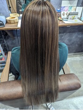 ロム ハイライト/レイヤーロング/アースカラー/30代40代