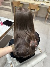 トイロ 渋谷(Toiro) 【友香】ヘーゼルベージュ/レイヤー/ブリーチなしダブルカラー
