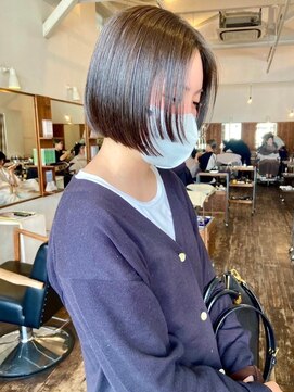 モク 大阪梅田店(MOK) 【顔まわりカット】ステップカットボブ