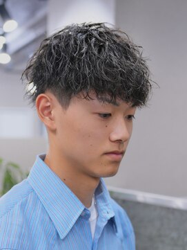 スラッシュ(SLASH) ツイストスパイラルパーマ/スパイラルパーマ/波巻きパーマ/姫路