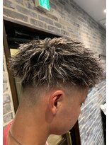 ミリオンバックス 御徒町店(Million Backs)&nbsp;ツイストパーマ<理容室>[メンズ/眉毛/バーバー/御徒町]