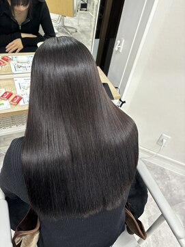 アチェロ(Acero.) 艶髪縮毛矯正