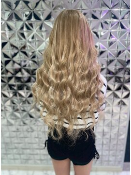 ラブスタシー 京都河原町店(lovestasy) シールエクステ/ブリーチ/髪質改善/学割U24