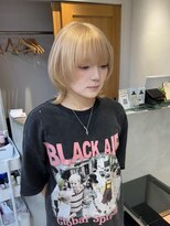 テトラ バイ ネオリーブ 横浜西口店(tetra by neolive)&nbsp;ハイトーン　ホワイトベージュ　ショートウルフ　レイヤー横浜★