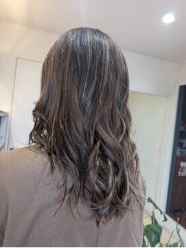 ヘアーリゾート プルメリア(HAIR RESORT PLUMERIA) 360度選べるハイライトコース