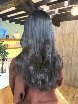 スカイ(SKY) 透明感カラー/髪質改善/縮毛矯正/韓国風レイヤーカット