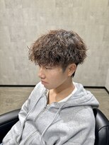 ギブ 豊田市駅店(GIVE)&nbsp;ツイストスパイラルパーマ波巻きスパイラル刈り上 げマッシュ