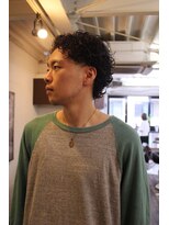 ビーバイエイトジェンツ(Bee by EIGHT GENTS)&nbsp;リバースセンターパート/ニュアンスパーマ/ダウンバング/心斎橋