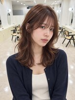 モト 船橋(moto)&nbsp;韓国ミディアムレイヤー外ハネ艶髪チャコールブラウン顔周り船橋