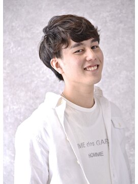 スタジオ 渋谷 原宿(Stujio) 大きめカールのマッシュスタイル