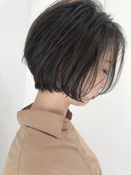 ナイーブヘアデザイン(NAiVE HAIR DESIGN)の写真/大人女性のためのヘアサロンNAiVE HAIR DESIGN。トレンドを取り入れた上質スタイルで品のある女性を演出♪