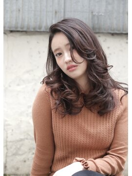 スタジオ 渋谷 原宿(Stujio) 大人エレガントなリバースカールのミディアムスタイル