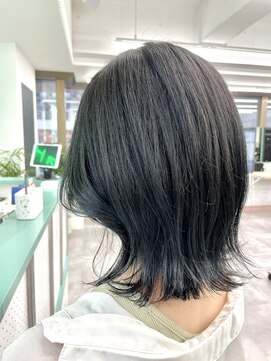 エイト 川崎店(EIGHT) 鬼くびれ切りっぱロングボブ！！人気ブルーグレー！