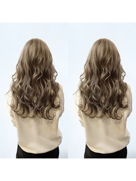 キラ(KIRA) ミルクティーベージュ