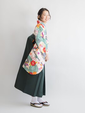 ヘアーサロン ラフリジー(Loufreasy) 卒業式・卒園式にも◎袴の着付けとミディアムヘアセット♪