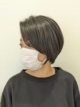 グリーンズ(Greens) 黒髪×クールショート/アッシュブラック/大人ショート