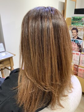 ユーネリー(U-NERY) セミロングスタイル