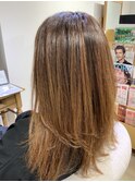 セミロングスタイル
