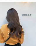 韓国ヘア20代30代大人可愛いウェーブ巻き髪ラベンダーアッシュ