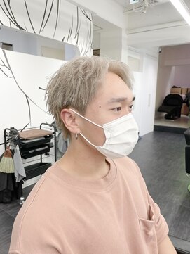 ルースト 八王子店(ROOST) ホワイトミルクティーベージュ