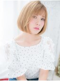 外国人風ハイトーン前下がりストレート金髪ボブg小山20代30代