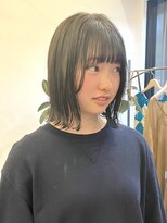 ヘアーアイスカルテット(HAIR ICI QUARTET)&nbsp;切りっぱなしロブ オリーブグレージュ / オオタユキ