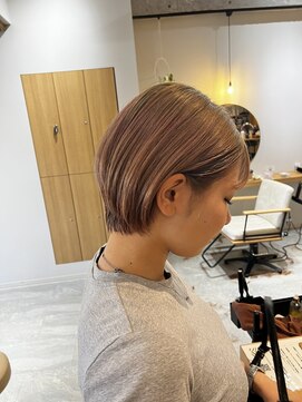パラゴ(PARAGO.) 《緑橋/城東区/女性サロン》耳掛けショート×ハイトーン