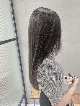 フェリア 渋谷(Feria) 【Feria渋谷】コントラストグレーハイライト♪☆“石田幸輔”