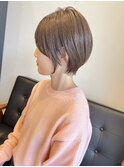 美髪ショートヘア