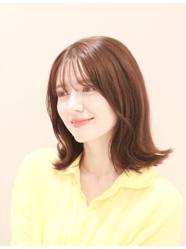 アンベリールフルー(EMBELLIR fleur) ナチュラル外ハネスタイル　３０代４０代５０代　表参道