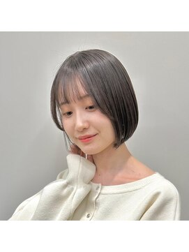 シシ 大宮(She 2.) ショートボブマッシショート/前髪/イメチェン/グレージュカラー