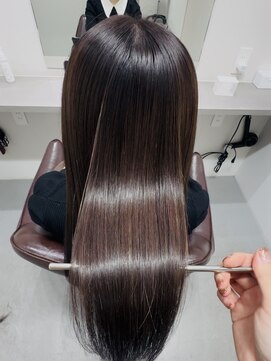 ライア 下北沢(laia) うるつやヘア【髪質改善 下北沢 マンツーマン トリートメント】