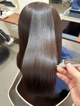 ポピイズ(POPPIES) ロングスタイル【髪質改善】