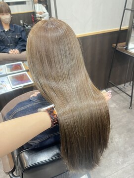 アフィナー 新宿(Afinar) アッシュベージュ