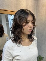 エン(en.) ♪顔周りレイヤーを活かしたウルフパーマ