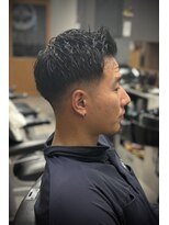 フジヤマバーバーショップ アジト(FUJIYAMA BARBER SHOP ajito)&nbsp;ミドルフェードアップバング