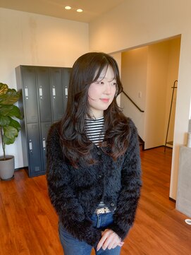 スリーバイザサロン(THREE by the salon) レイヤーカット