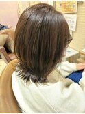 アッシュ系オーガニックカラー×ミディアムレイヤー
