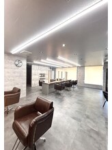 アグ ヘアー ブリオ 札幌栄町店(Agu hair brio)