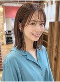 【28.切りっぱなしミディアム・外ハネミディ】
