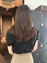 アトレ 梅田店(attrait)&nbsp;ロングヘアを上質に見せるグレージュ×こなれカット