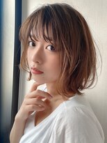 20代30代40代小顔になれる大人かわいい×無造作外ハネカール