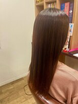 クネア(kunea)&nbsp;ツヤツヤストレート/マロンブラウン/透明感