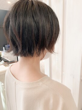 キャアリー(Caary) 福山市 外ハネショートボブ、ショートヘア人気(Caary)キャアリー